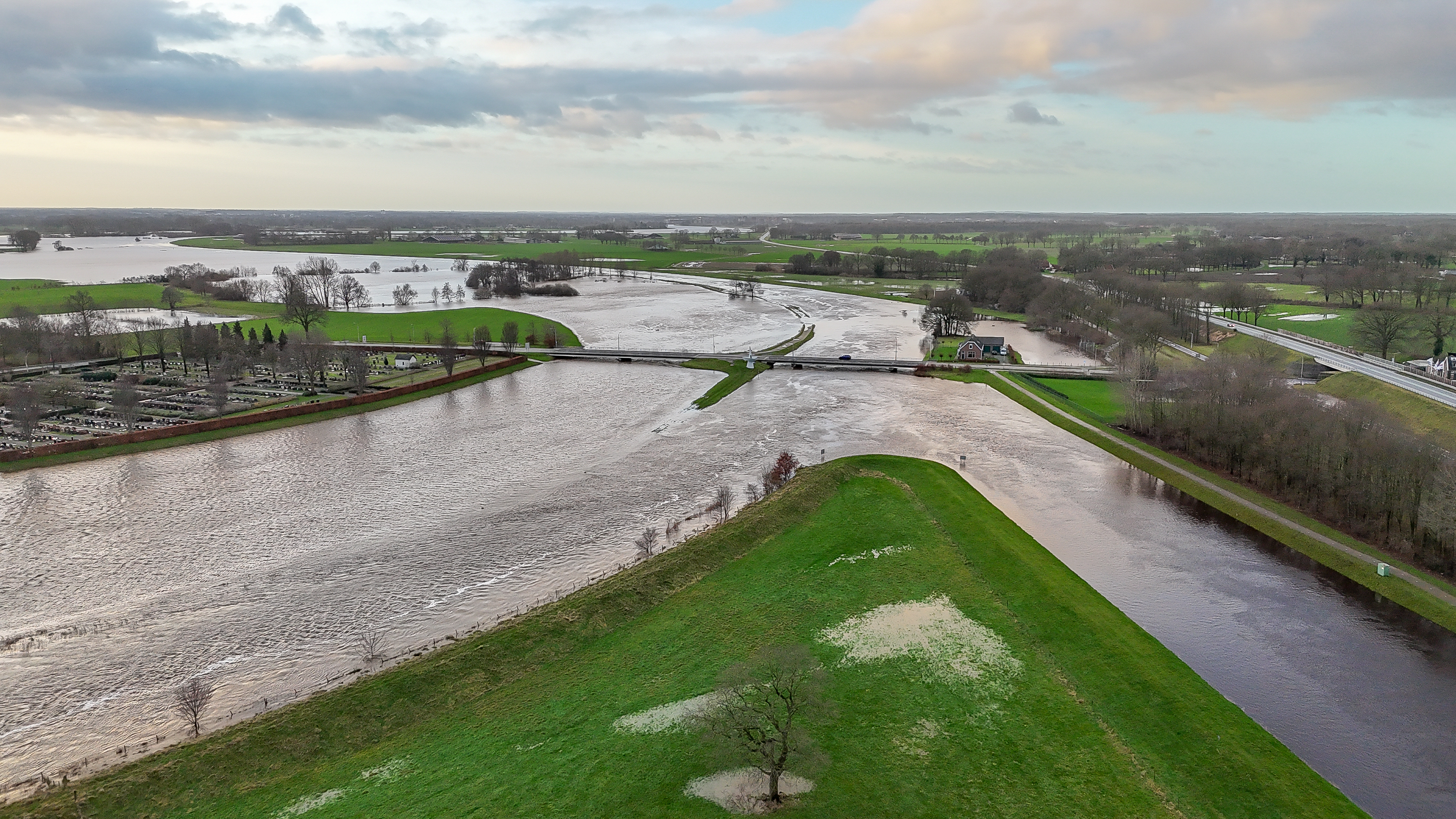 Waterstanden Bijna Overal Weer Normaal - RTV Oost