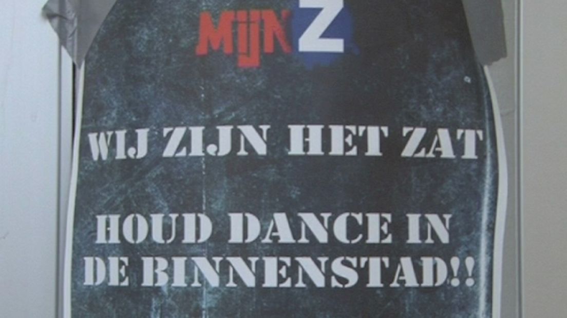 Manifestatie voor dancefeest in Zwolle