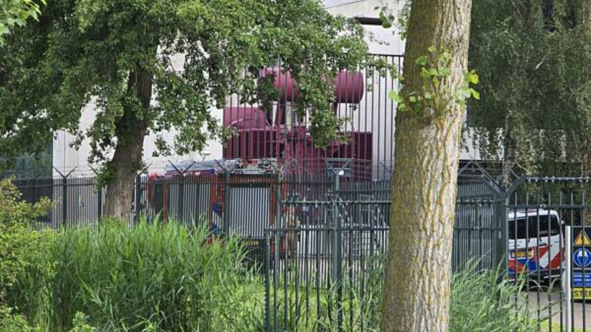 Huishoudens zitten zonder stroom na brand in elektrakast.