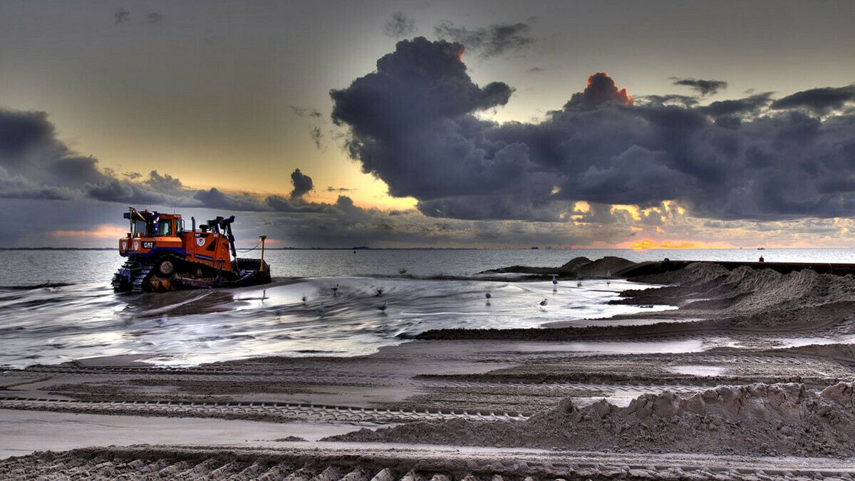 Vroege opknapbeurt van Zeeuwse stranden: 'Zo blijft de kustlijn en eigenlijk heel Nederland op zijn 