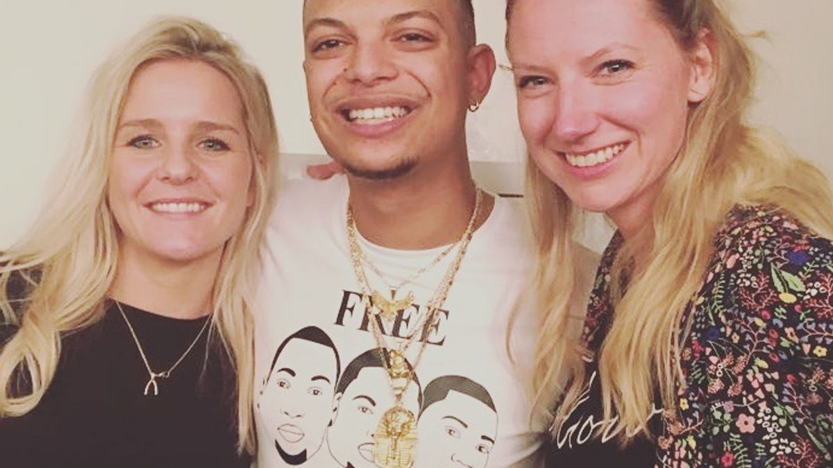 Ronnie Flex met 'energie' en band in Gigant Apeldoorn Omroep Gelderland