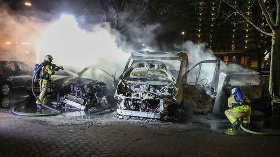 File op A27 door ongeluk Lexmond | 8 autobranden in Veenendaal.