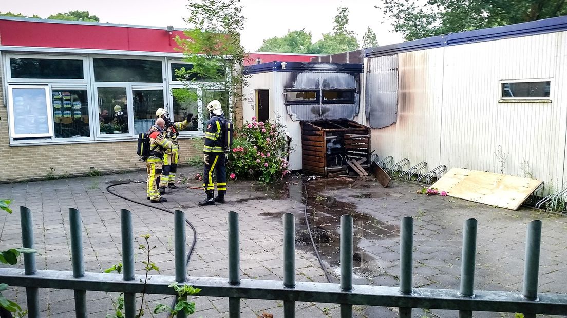 Schade bij basisschool in Zwolle na brand