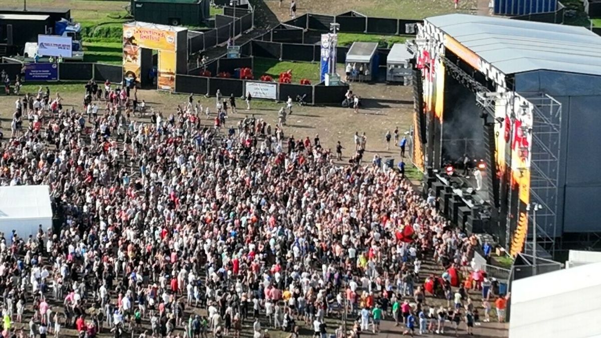 RTV Drenthe zendt live uit vanaf Boerenrockfestival