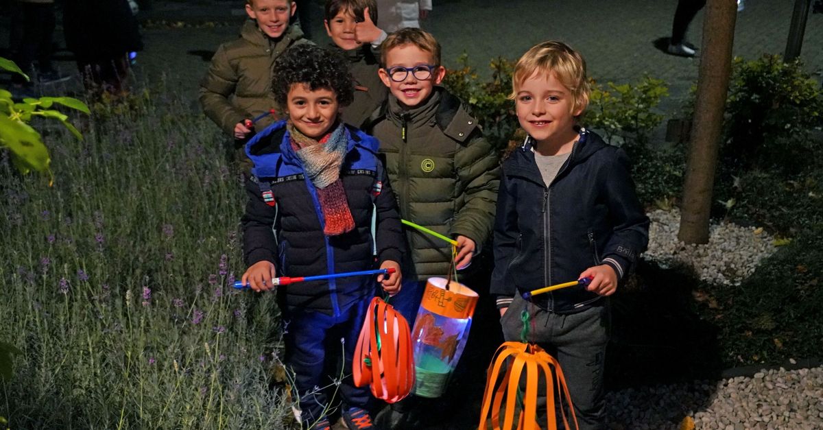 Lampion in de hand, snoep in de tas! Waarom vieren we eigenlijk Sint