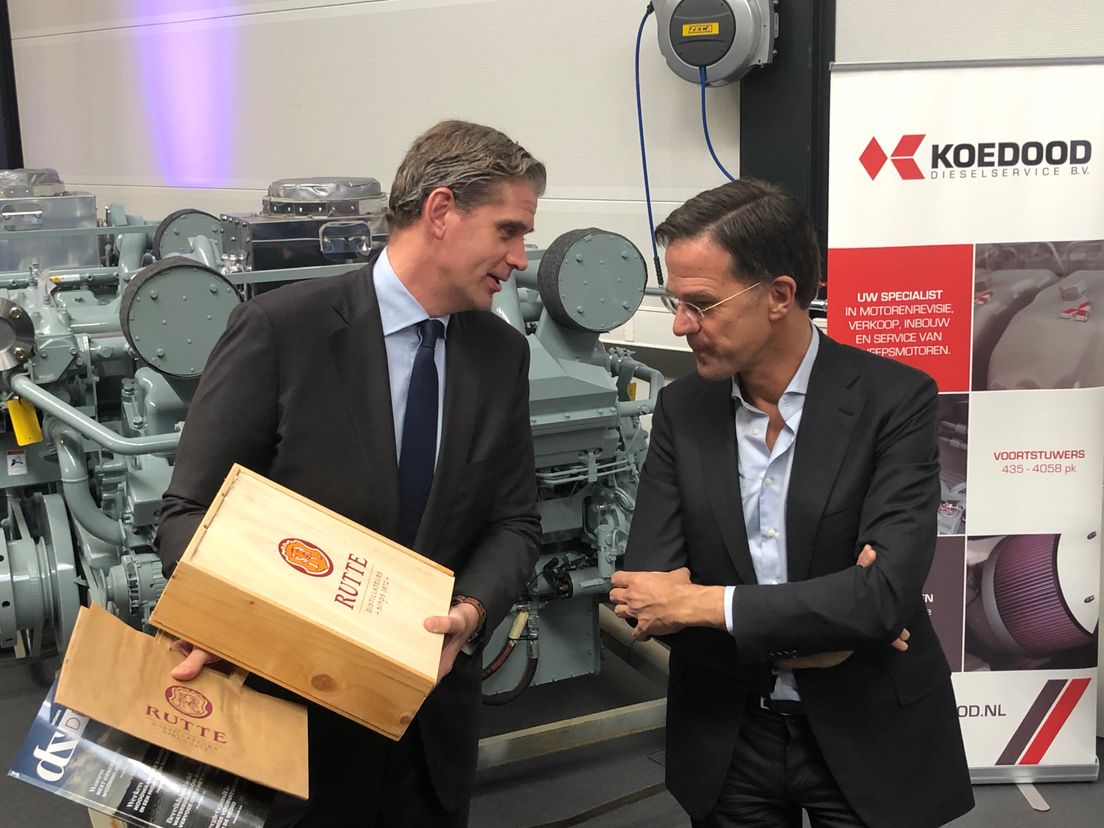 In Dordrecht kennen ze nog een andere Rutte... Burgemeester Kolff bracht daarvan iets mee voor de premier