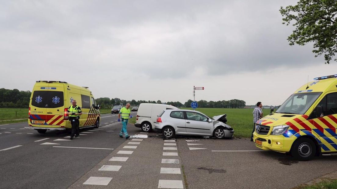 Aanrijding tussen twee auto's in Fleringen