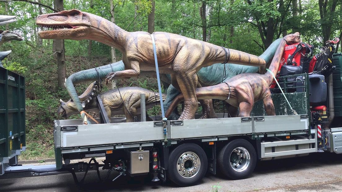 Dino's op transport