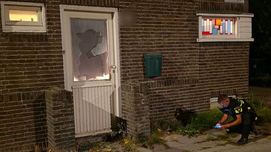 Explosie bij woning · automobilist rijdt tankstation in