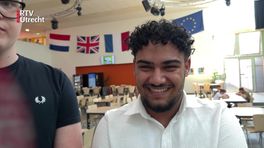 Opgeluchte studenten, want het eerste eindexamen zit erop.