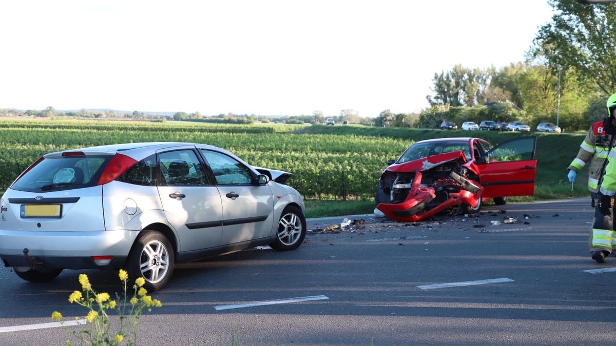 Vijf gewonden door zwaar ongeluk in Leuth