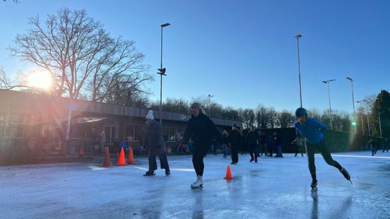 Kerstochtend op het ijs, maar alleen voor vaste schaatsers