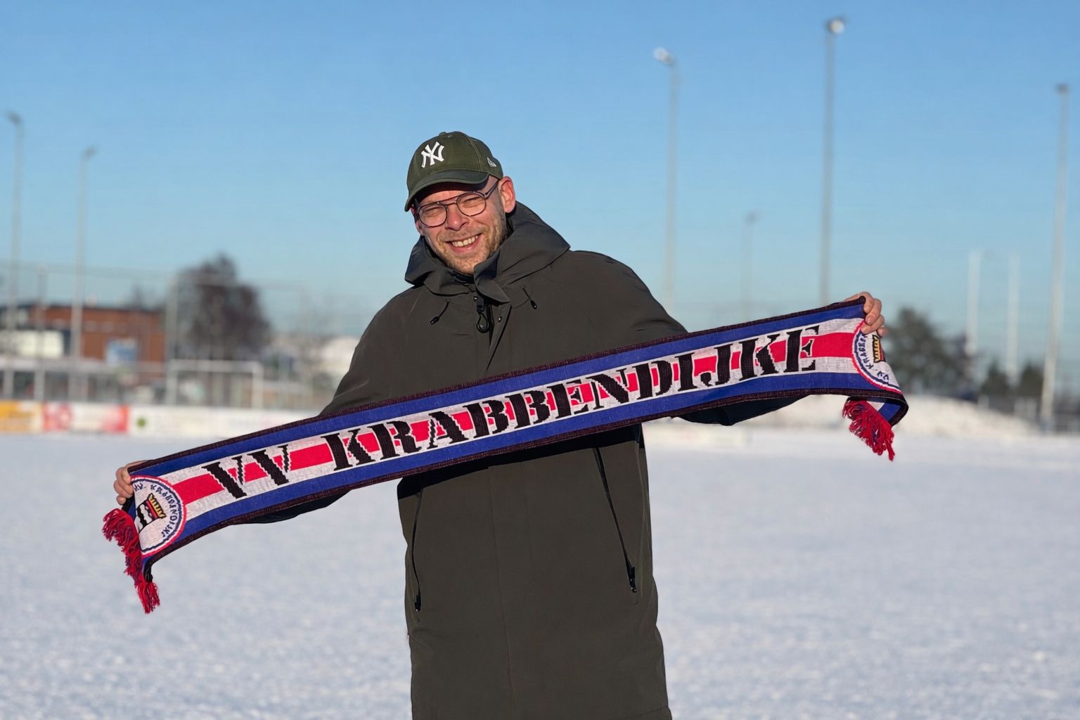 Voetbalclubs vissen in grotere vijver: trainer gezocht via website en social media