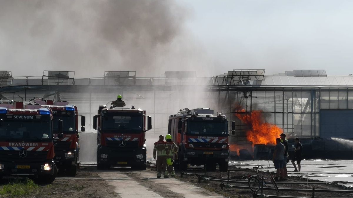 Grote brand in kwekerij Meterik