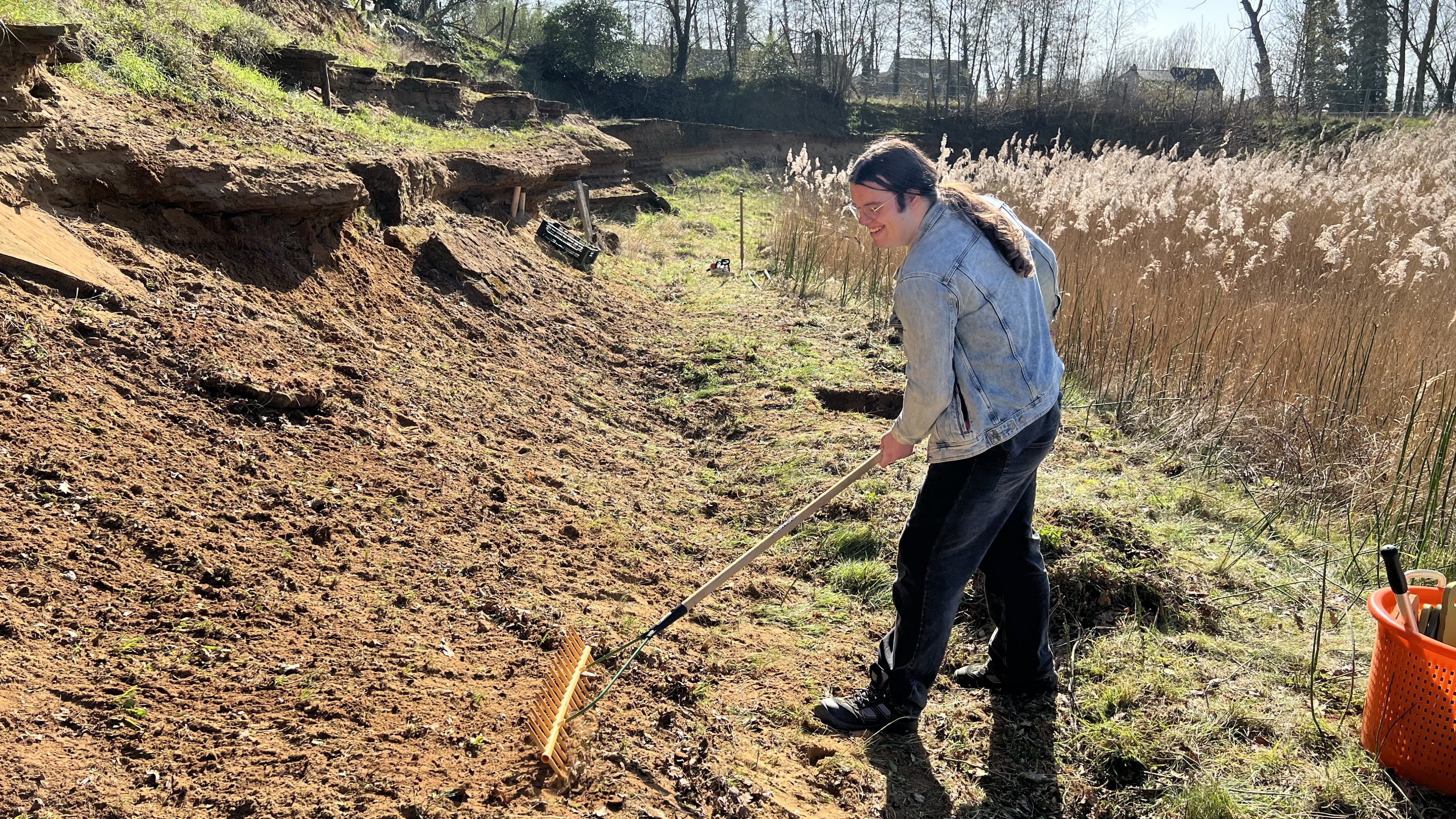 Zandgroeve in Nieuw Namen voor de vijfde keer aangepakt door vrijwilligers
