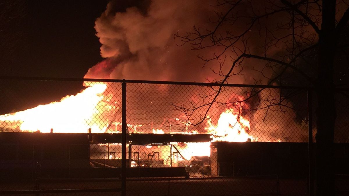 Tenniscentrum Belfeld gaat in rook op