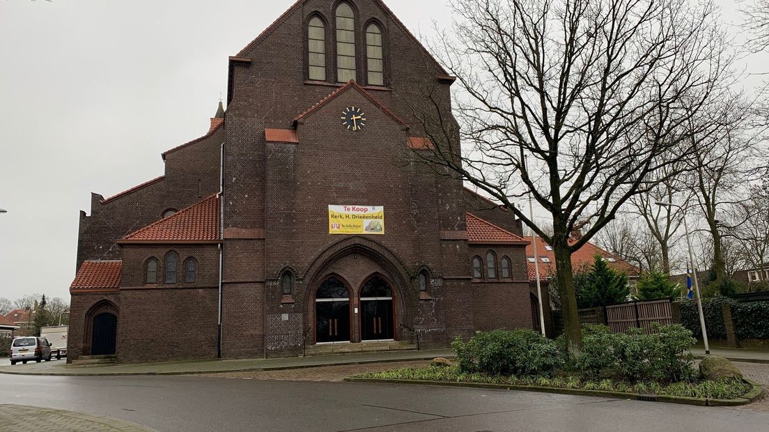 Appartementen en commerciële ruimte in Drieëenheidskerk Oldenzaal