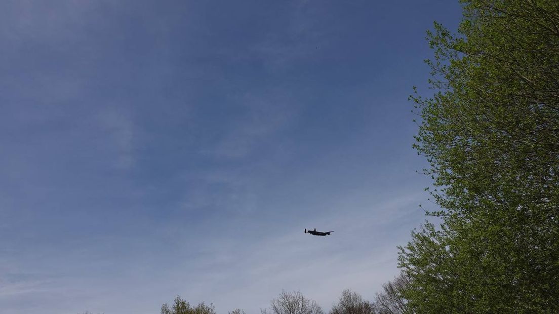 De Lancaster boven Den Ham