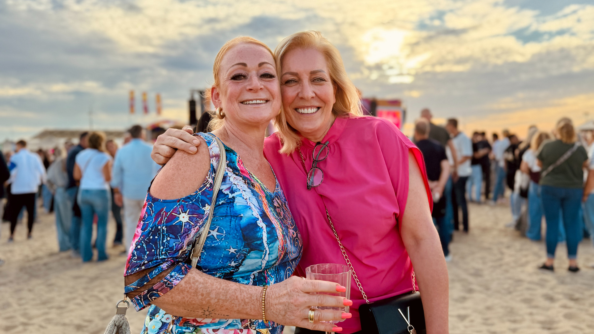 Brabantse vriendinnen Jennifer en Shirley
