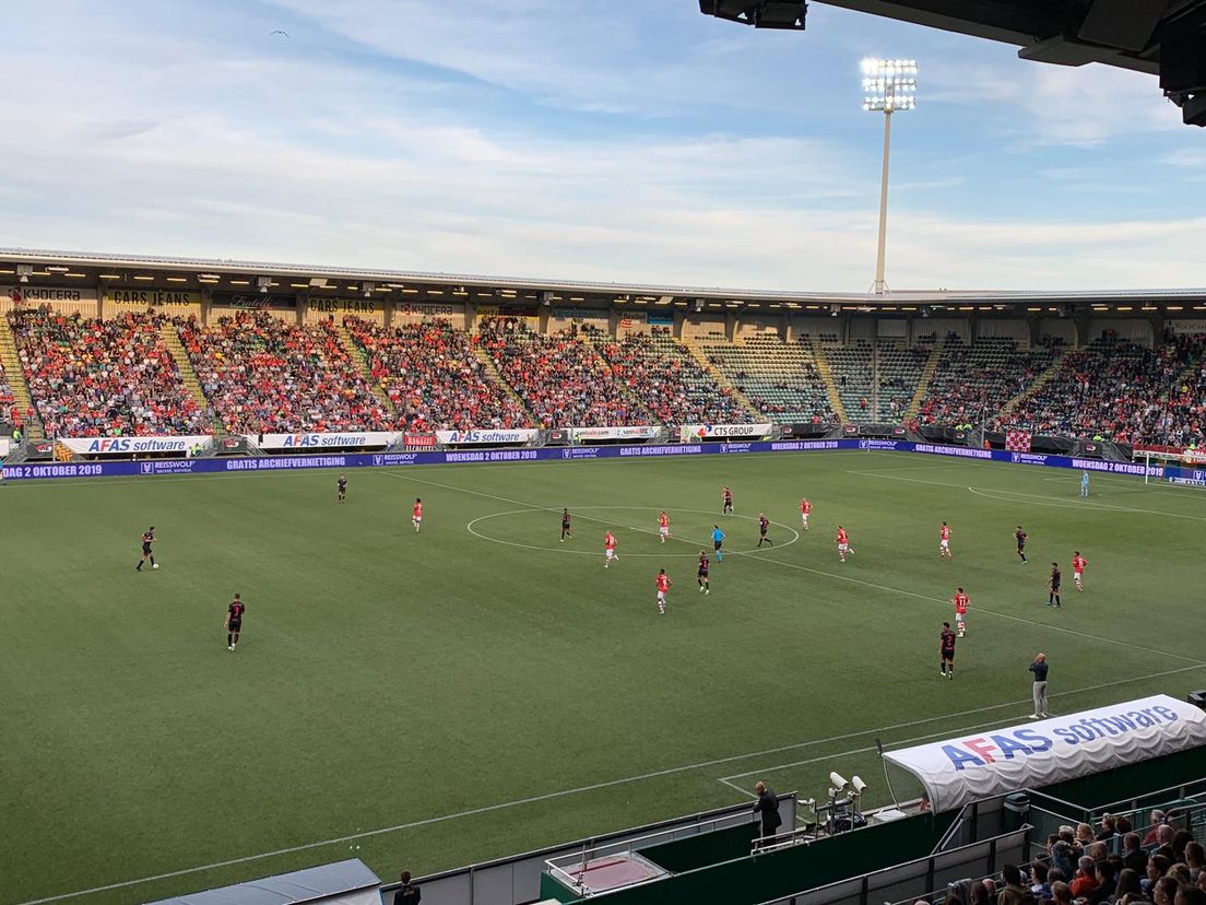 AZ-Sparta werd bij ADO Den Haag gespeeld vanwege het ingestorte dak in het AFAS Stadion
