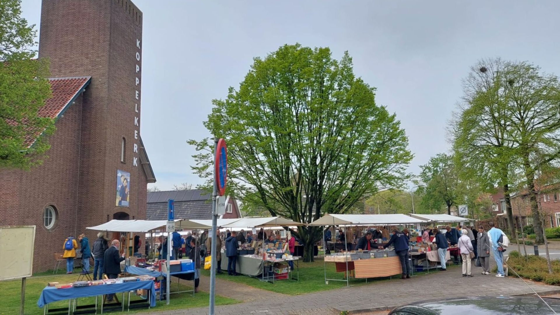 Internationale Pinksterboekenmarkt op 9 juni bij de Koppelkerk in Bredevoort.
