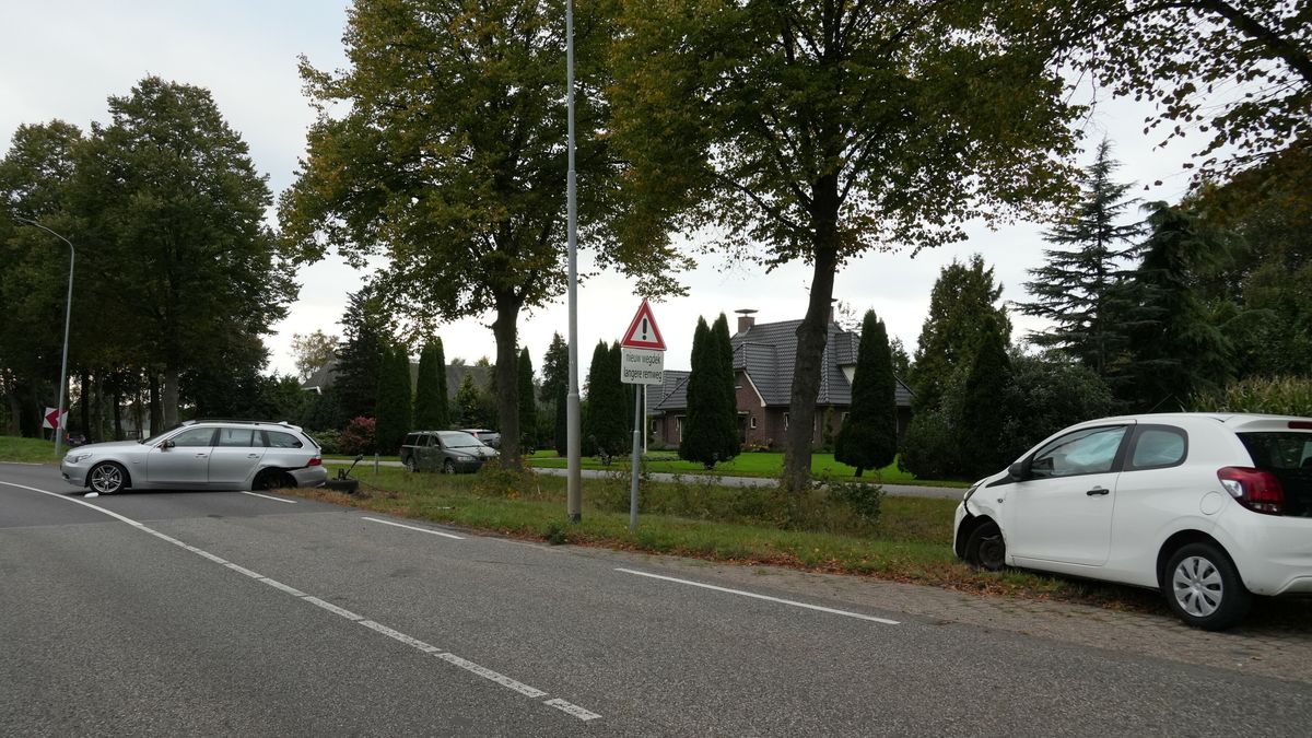 Gewonde na botsing in Emmer-Compascuum