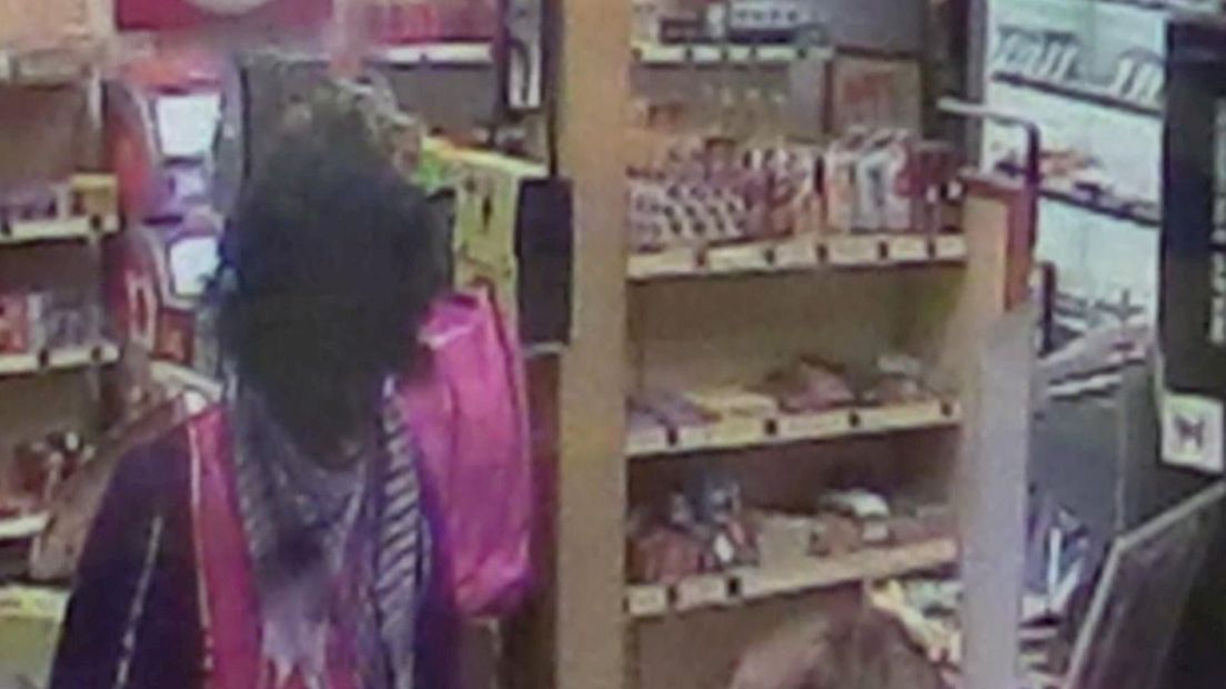 'Zwarte Piet' overvalt tankstation Borne