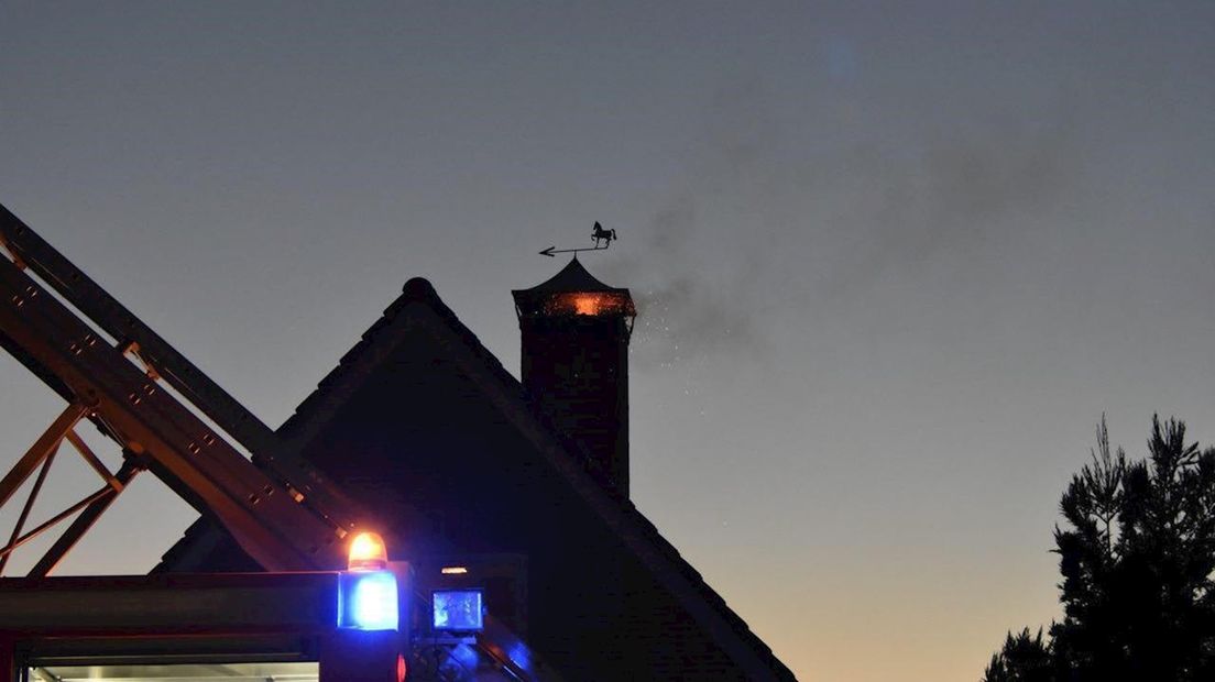 Schoorsteenbrand in Den Ham