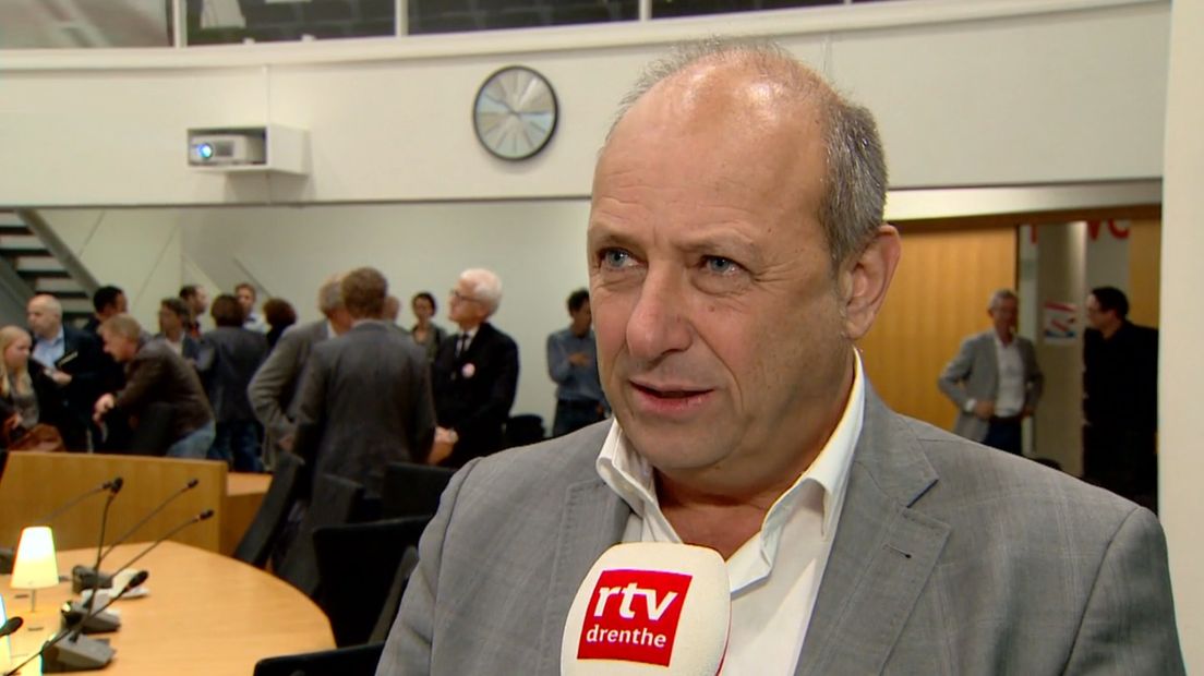 Projectontwikkelaar Raymond Coronel gelooft in de plannen voor een FOC (Rechten: RTV Drenthe)