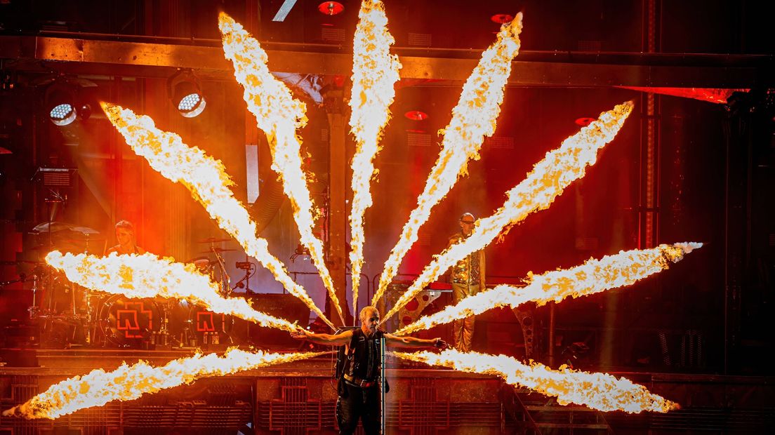 Optredens van Rammstein gaan gepaard met metershoge vlammen