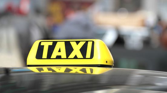 Taxichauffeur vervoert naast klant ook drugs in Maastricht Home