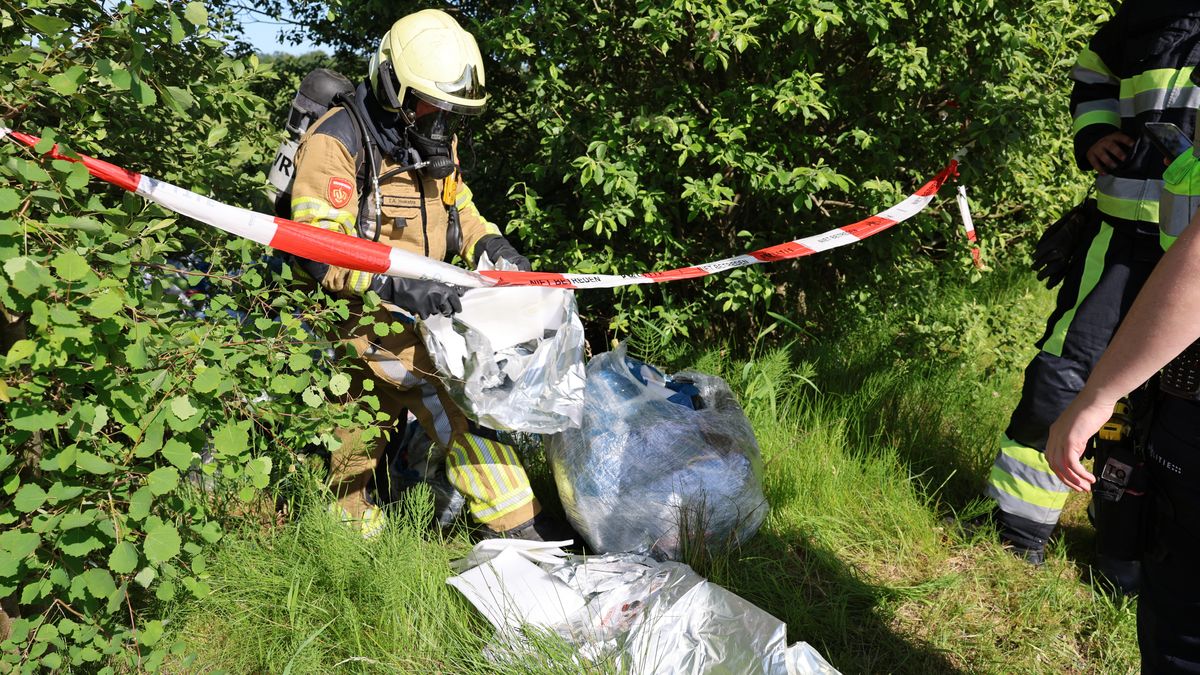Brandweer onderzoekt afvaldumping in Gorredijk