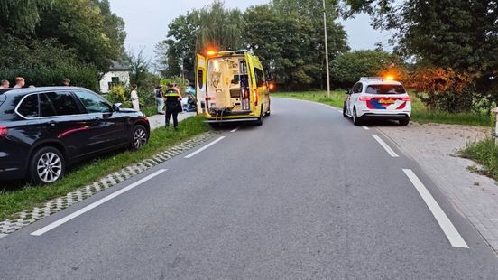 Botsing tussen twee brommers • gewonden bij ongeluk. Botsing tussen twee brommers • gewonden bij ongeluk.