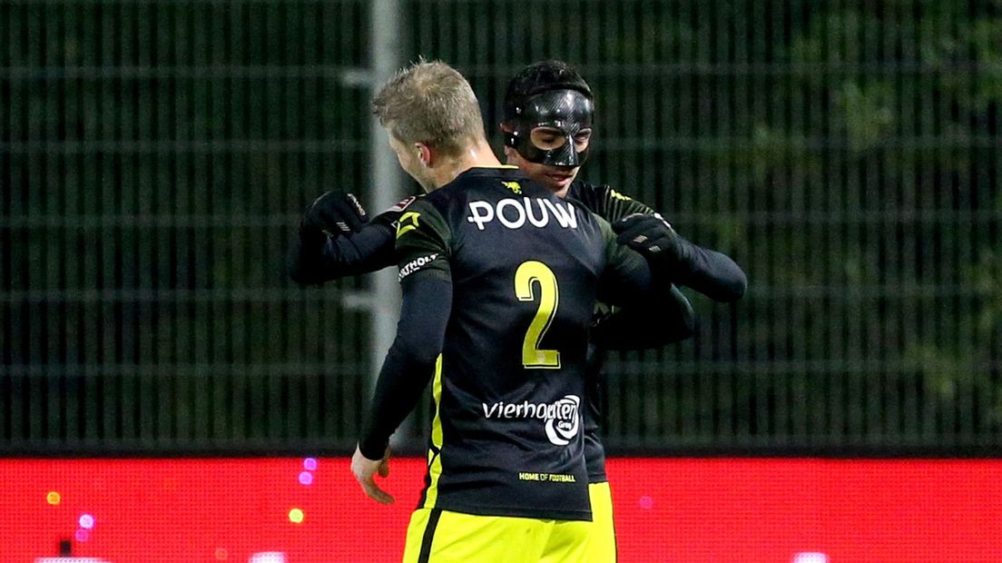 Droste en Rabillard (met masker) kijken ook naar een andere uitdaging