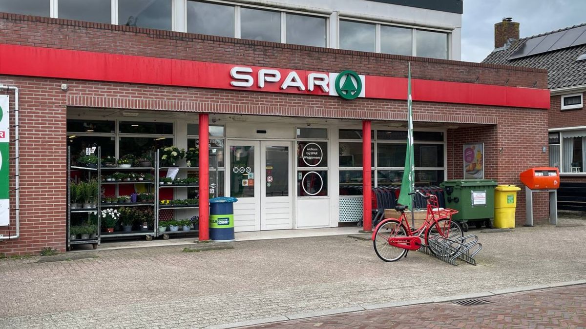Enige supermarkt in Wagenborgen verdwijnt: 'Het plaatje is niet meer rond te rekenen, helaas'