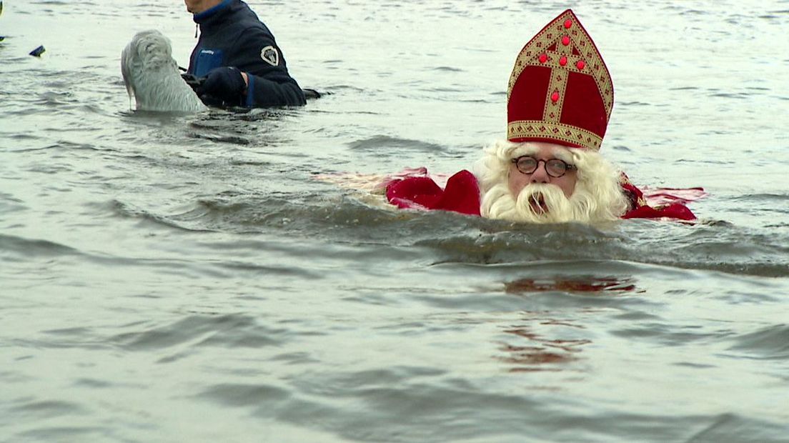 sinterklaasinwater_e17767a46a2c97a8c125795200509e2e.jpg