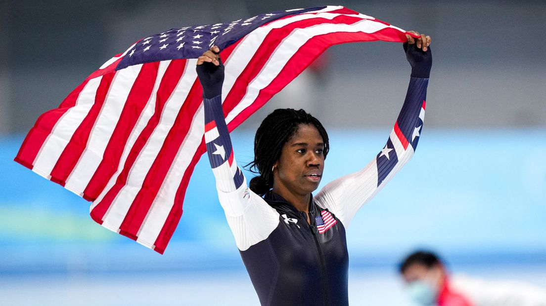 Erin Jackson verzekerde zich van olympisch goud op de 500 meter