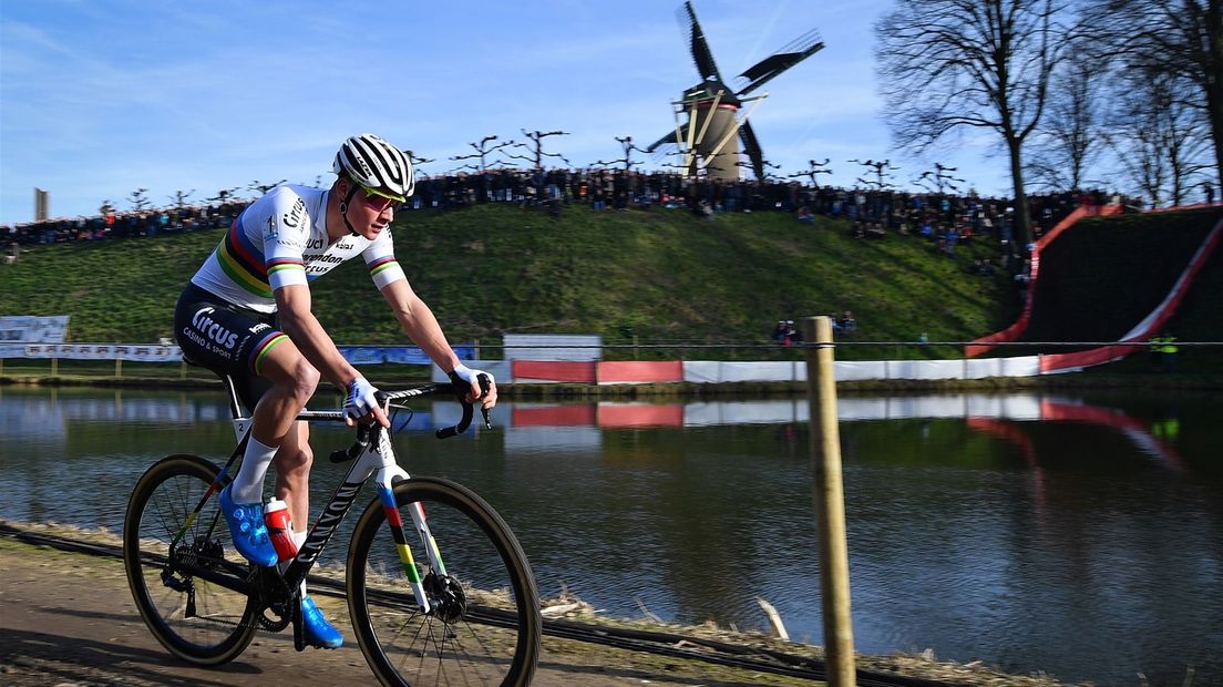 Mathieu van der Poel tijdens de Vestingcross in Hulst in 2019