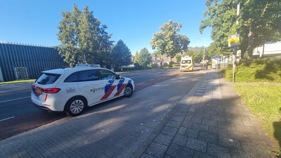 Fietser gewond in Meppel bij botsing met auto. Fietser gewond in Meppel bij botsing met auto.