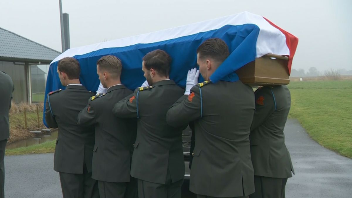 Afscheid van Jack Kooistra in Marssum met militaire eer