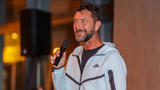 Kijken, luisteren, praten: trainer Peter van den Berg vindt zijn weg bij MVV Nieuws