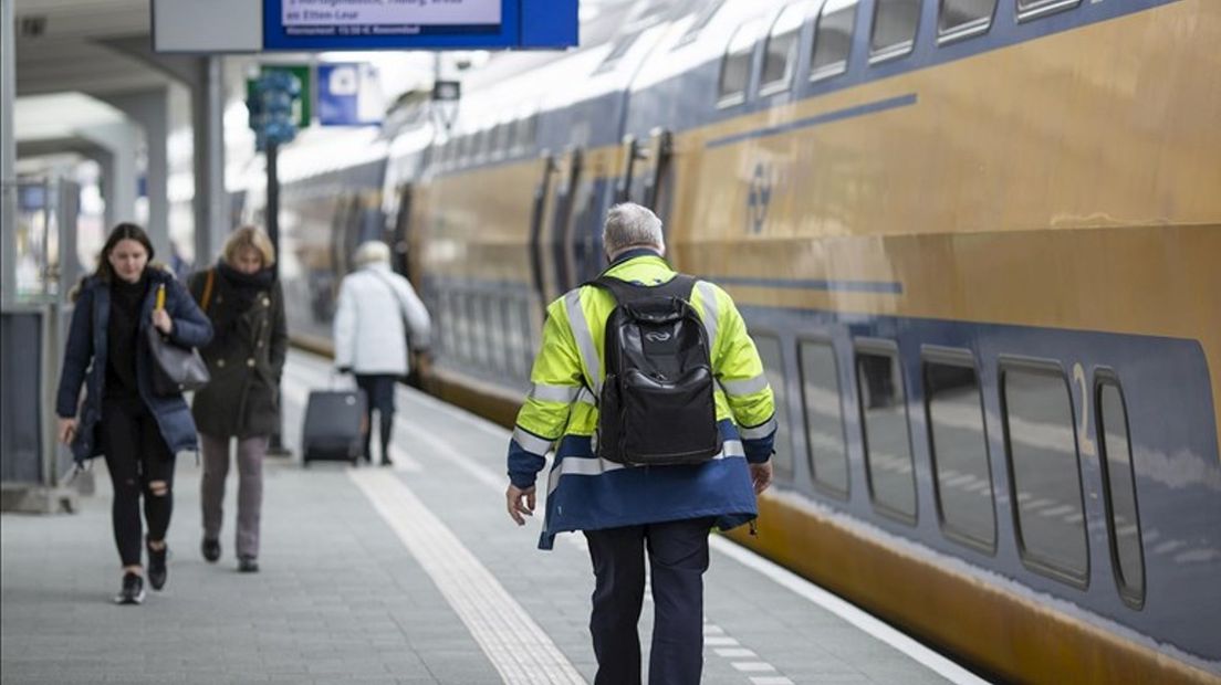 Aantal treinreizigers in Overijssel daalt flink door coronacrisis
