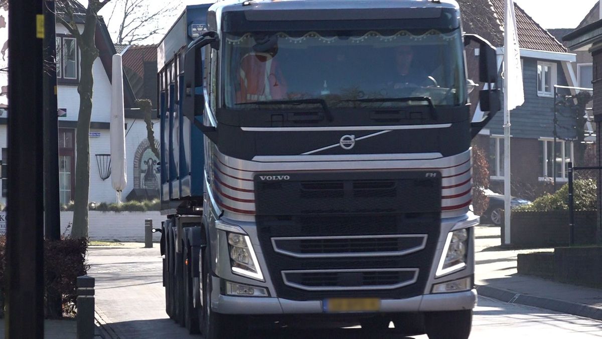 Bewoners weg Acquoy uiten frustratie: '1400 vrachtwagens per week'