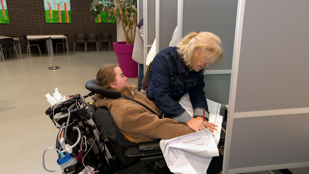 Meervoudig gehandicapt en voor het eerst stemmen: 'Ze was heel duidelijk op welke partij'