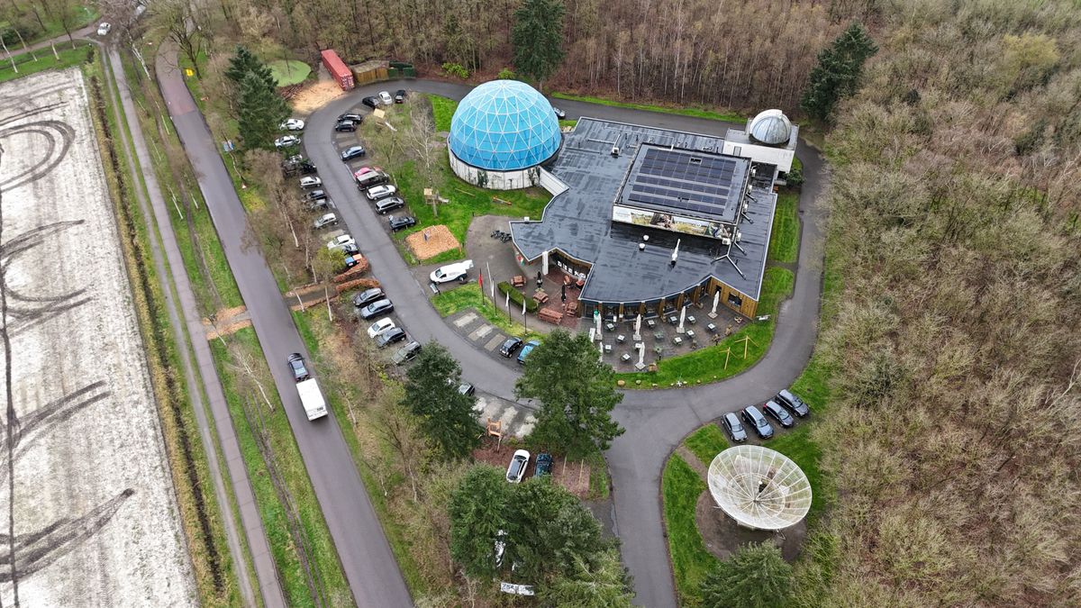 Telescoop naast voormalig Planetron uitgeroepen tot provinciaal monument