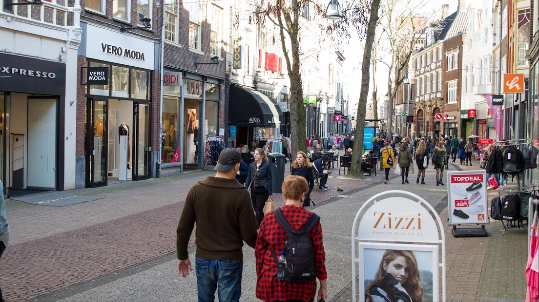 Winkelstraat Diezerstraat in Zwolle