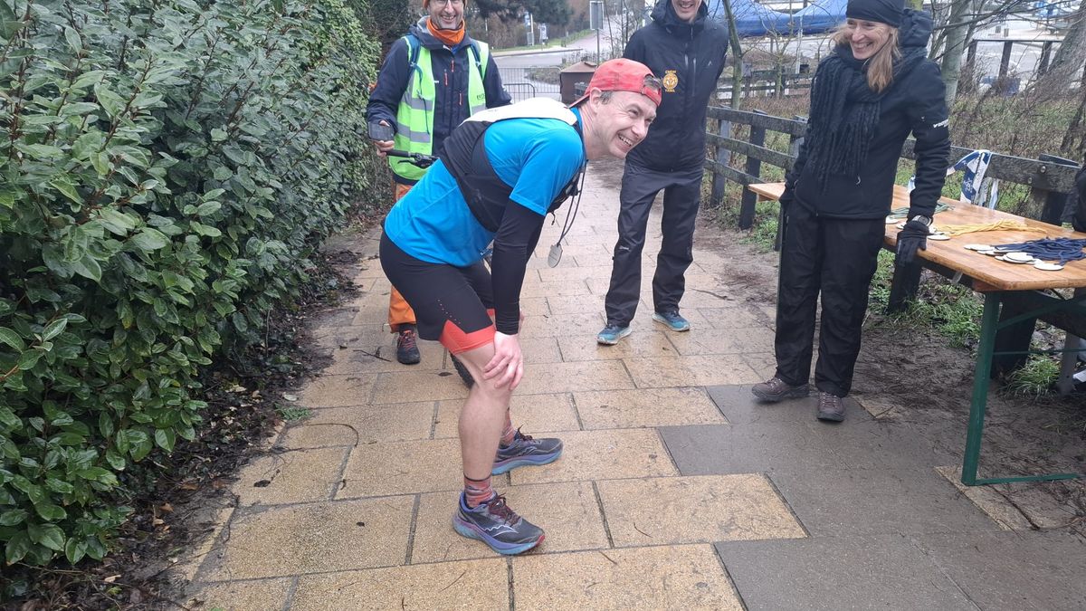 Deelnemers Bosbokkentrail gezandstraald en weggeblazen; 'Echt Zeeuws weer!