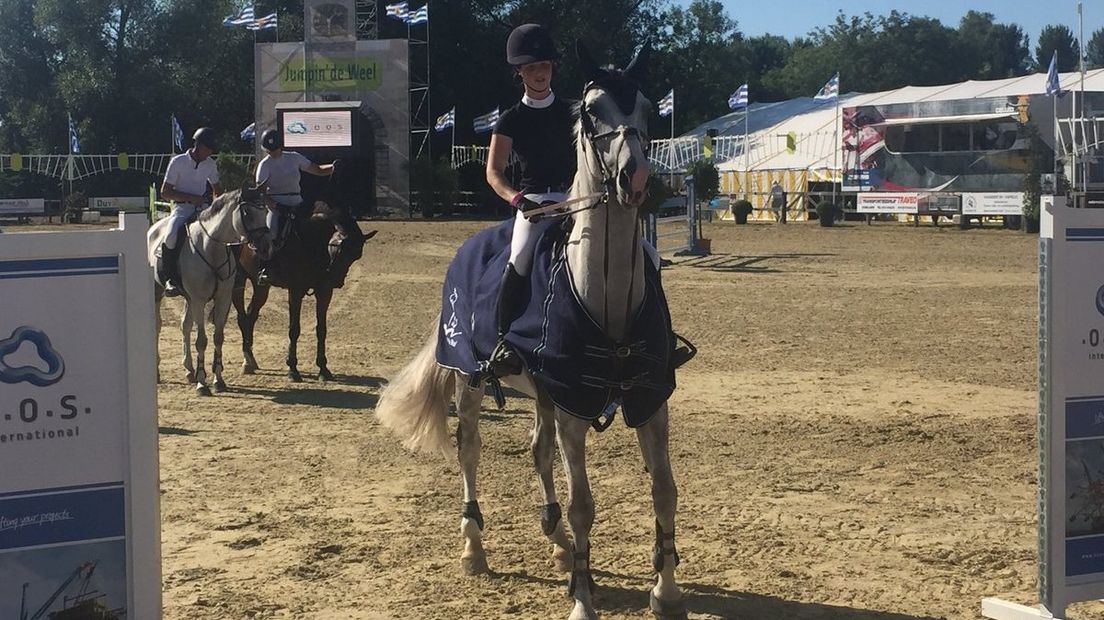 Winst Jumpin' de Weel na barrage voor Van der Velde