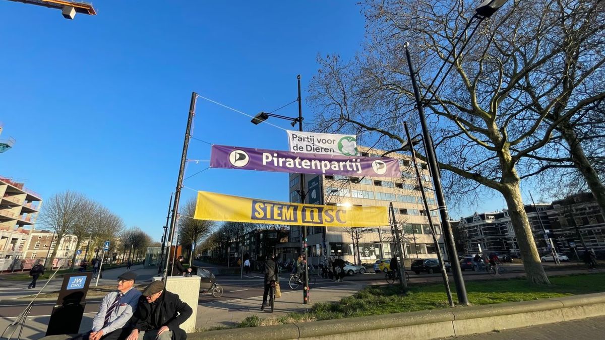 Huh? Spookspandoek voor NSC op meerdere plekken in Nijmegen gezien
