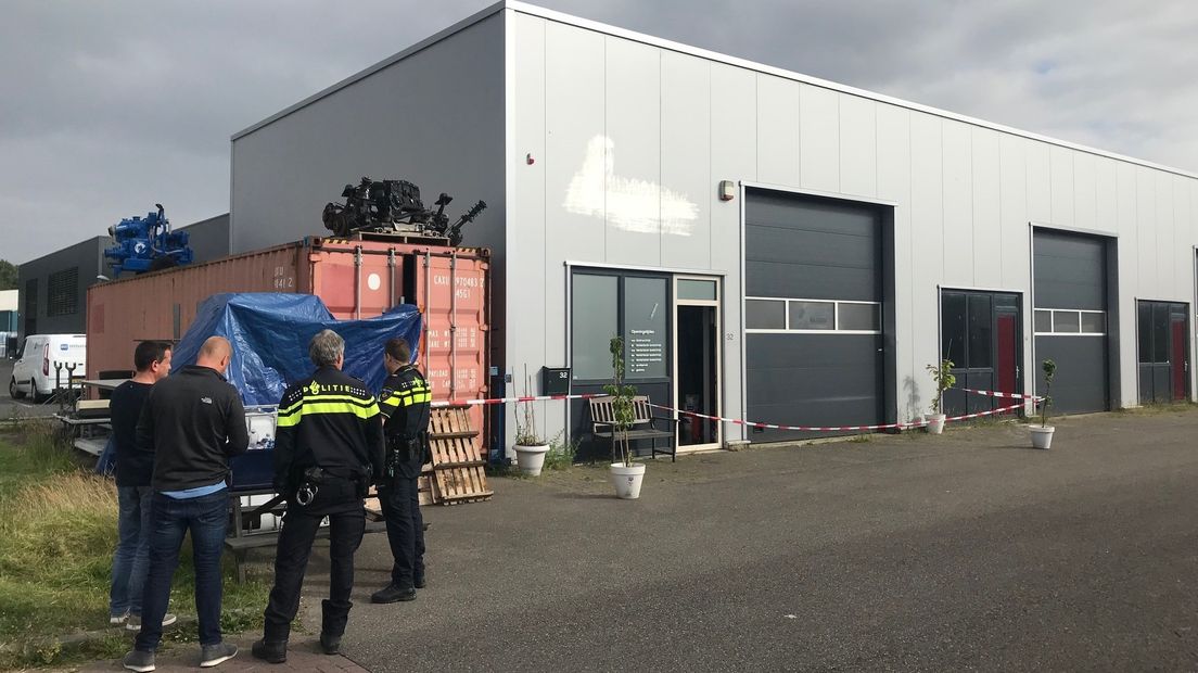 Tientallen liters chemicaliën gevonden in Middelburgse loods